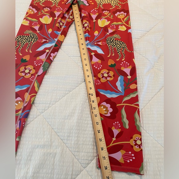 High Waist Yoga
Leggings In Holiday I Jessie Zhao New York
XL - Picture 7 of 11